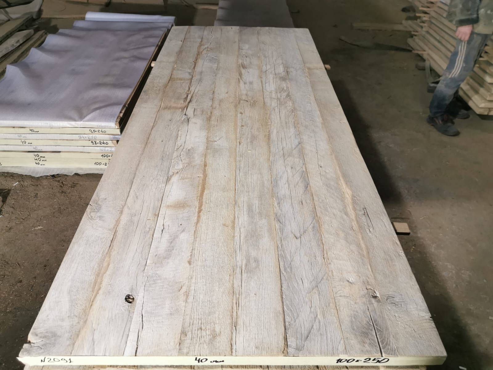 Tafelblad oud eiken geborsteld 2,50 x 1,00 x 0,04