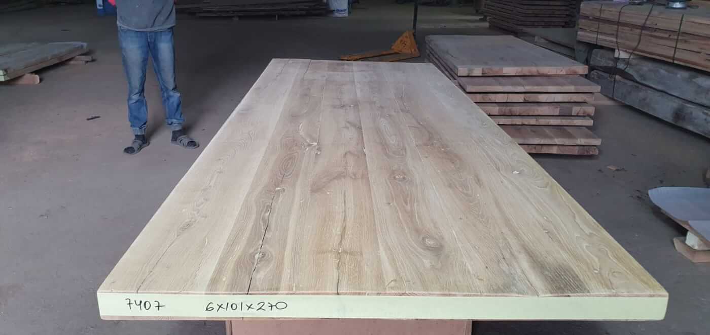 Tafelblad oud eiken geschaafd 2,70 x 1,01 x 0,06
