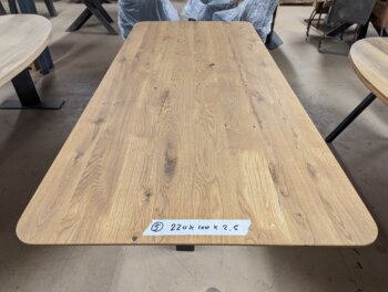 Tafel Nieuw Eiken Faced Rond Edge 220x100x2,4cm Metaal + Poten